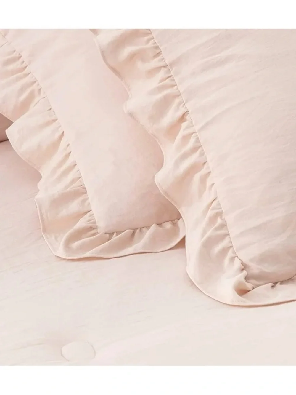 Classic Ruffled 3 piece Queen pink Comforter Set - Blush Pink